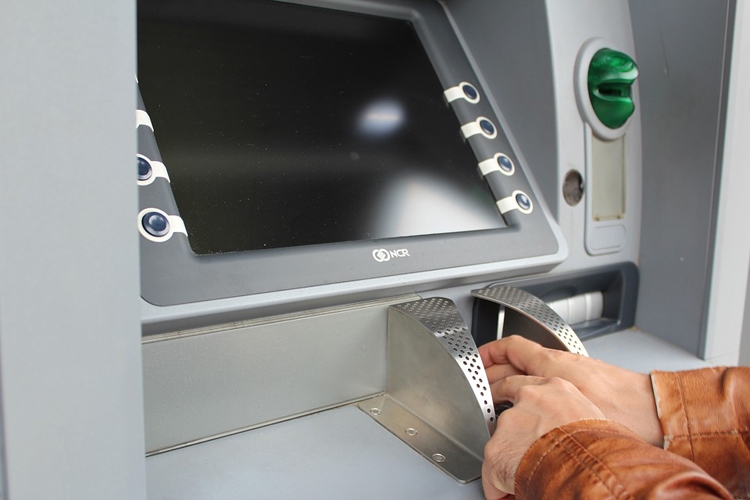 Чистка банкоматов, платёжных терминалов в Симферополе и по Крыму